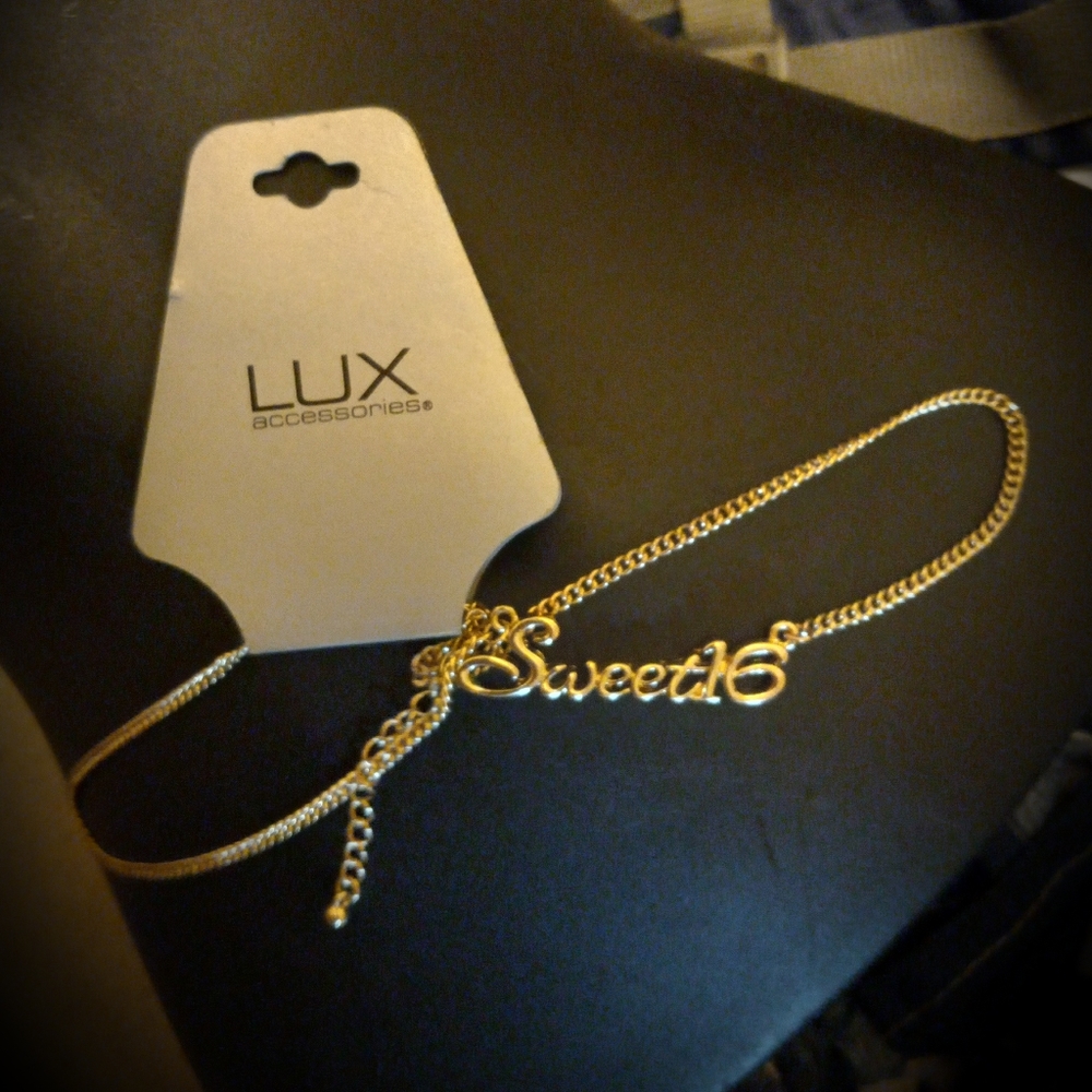 Sweet 16 Necklace NWT